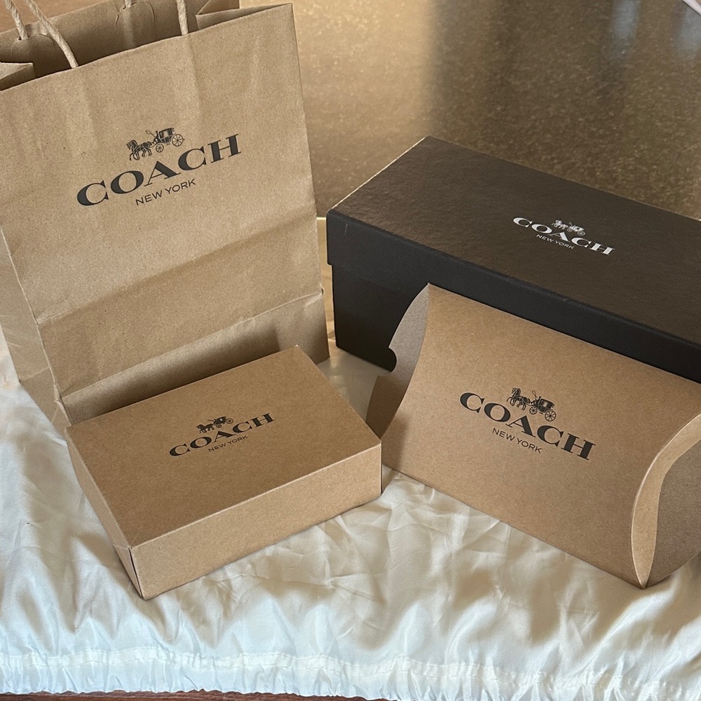 Lot of 4 Coach Bags/boxes